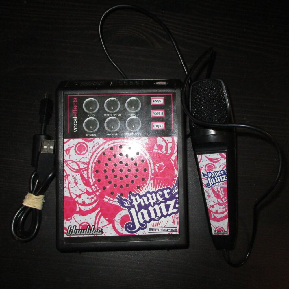 Paper jamz mic and amp